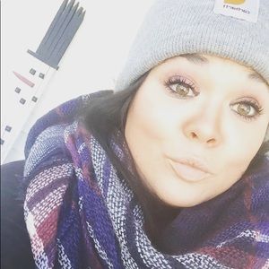 Meet your Posher, Katie